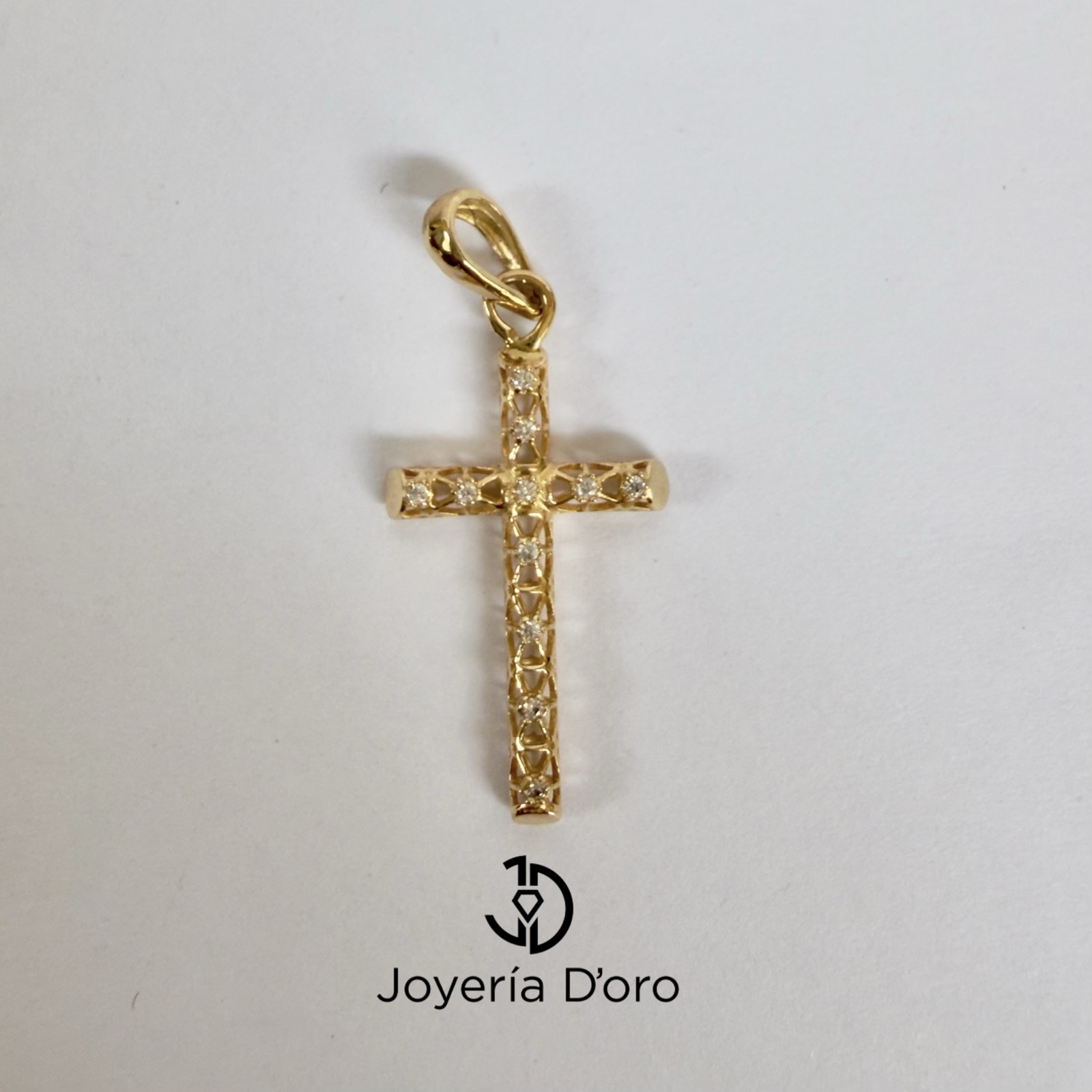 DIJE CRUZ MALLA CON PIEDRAS / 1.55GR / ORO AMARILLO 18K - miniatura 3