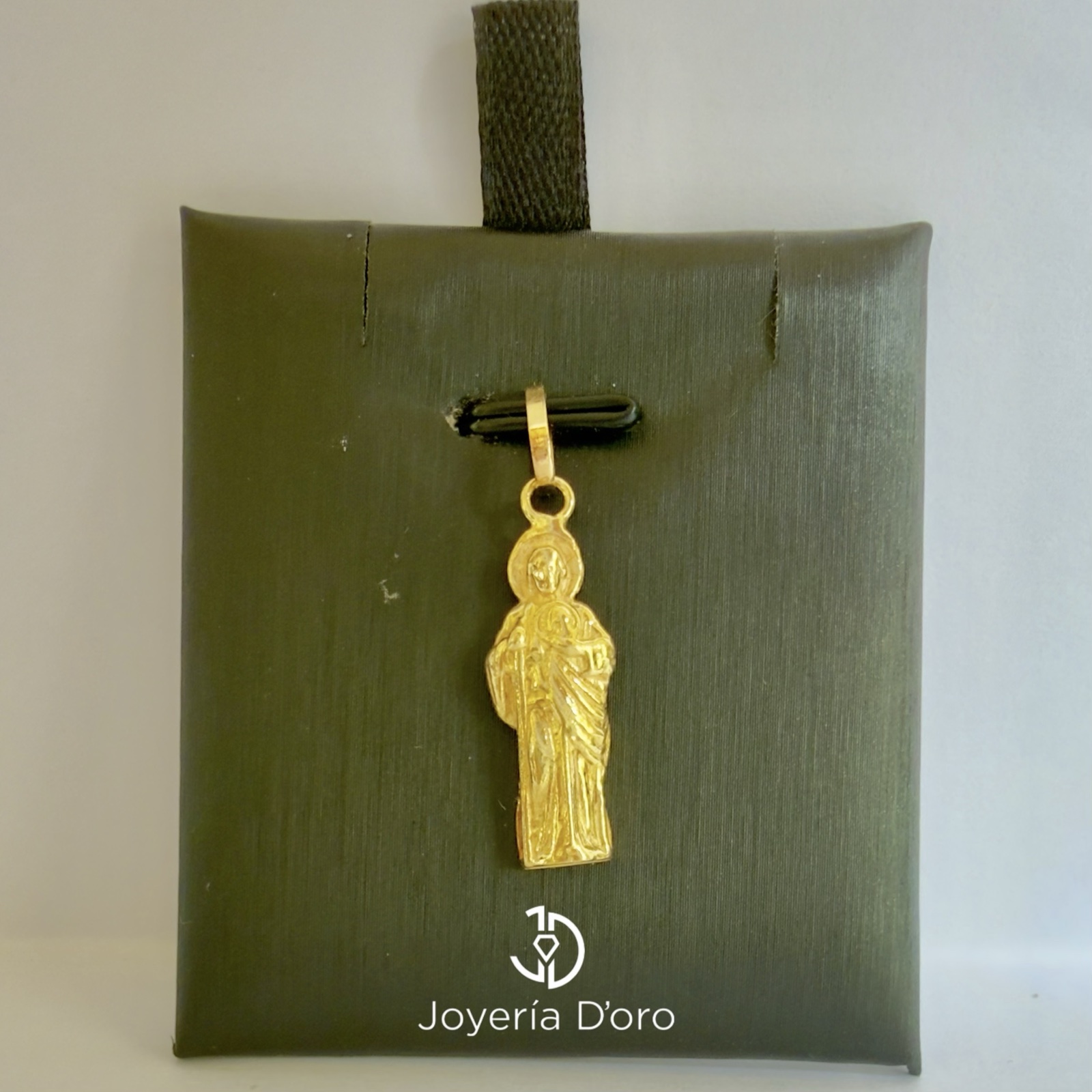 DIJE FIGURA SAN BENITO / 4.9GR / ORO AMARILLO 18K - imagen 1
