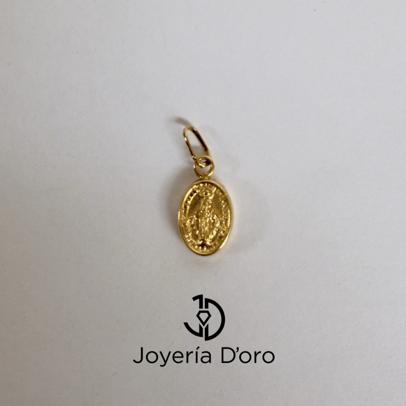 DIJE VIRGEN LA MILAGROSA / 1.5CM / 0.4GR / ORO AMARILLO 18K - miniatura 3