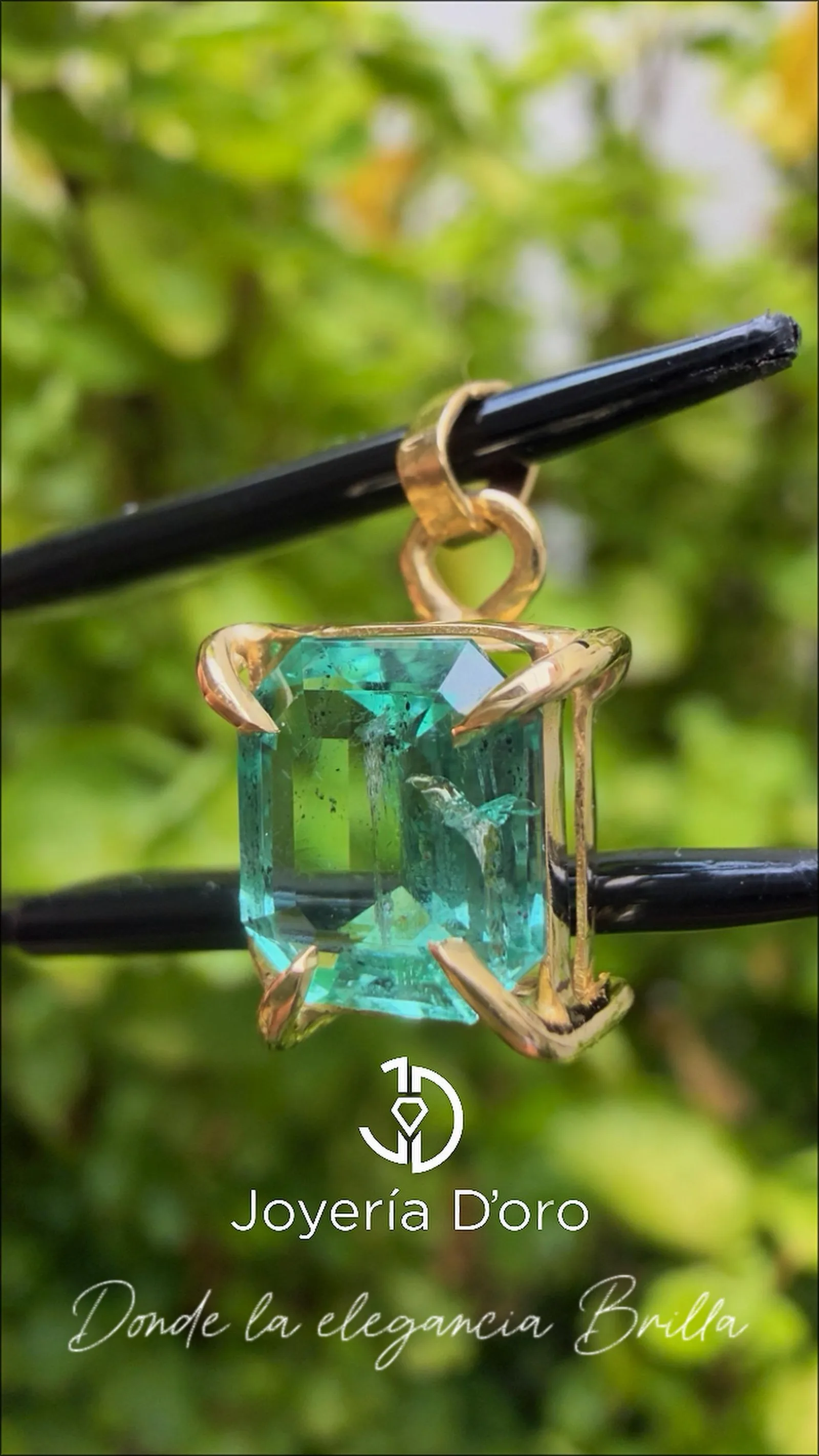 DIJE CON ESMERALDA NATURAL / 1.2GR / 1.50 QTS /ORO AMARILLO 18K - miniatura 2