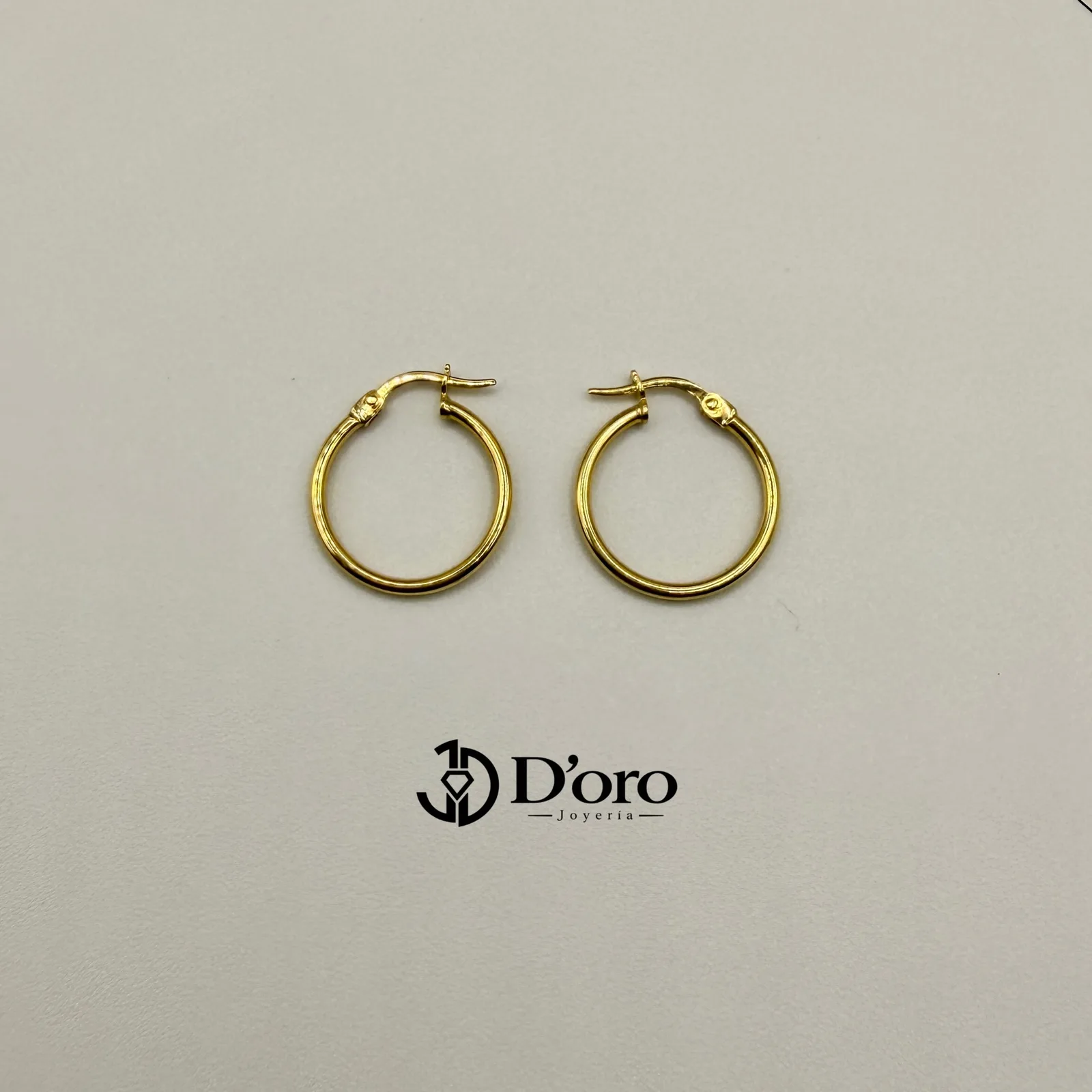 ARETE CANDONGA / 1.39GR / ORO AMARILLO 18K